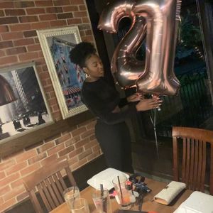 Meet your Posher, Jasmine